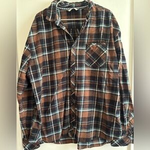 Men’s Buckle Flannel Plaid Shirt